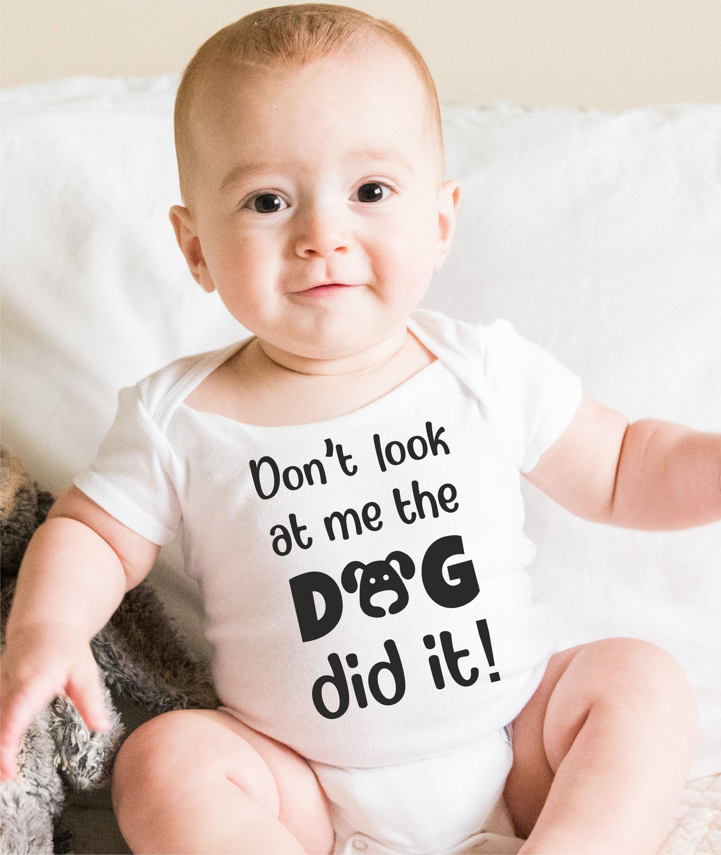 Don't Look At Me The Dog Did It Funny Babygrow Dog Lover Bodysuit Baby Gift